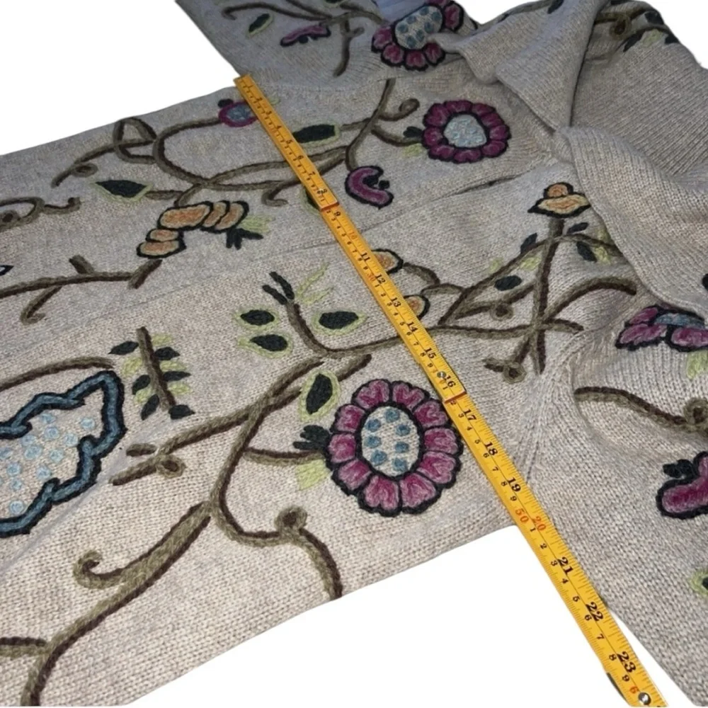 J Jill Cabin Core Embroidered Floral Wool Cardigan AOP Knit Woman’s Size Small - Picture 10 of 10